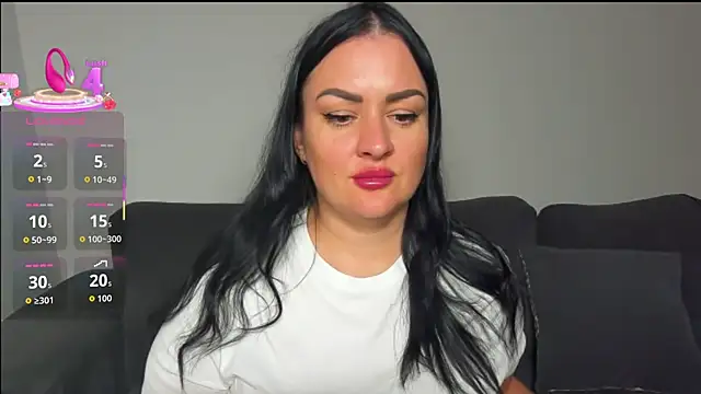 AliTemptress online show from 11.14.25