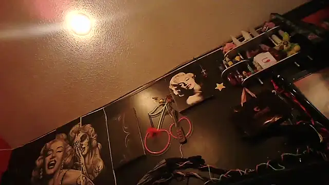 Splash Queen420 online show from 02.22.26