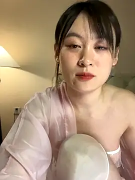Snapshot of HanHan2455 chatting on 10.19.25 HanHan2455 online show from 10.19.25
