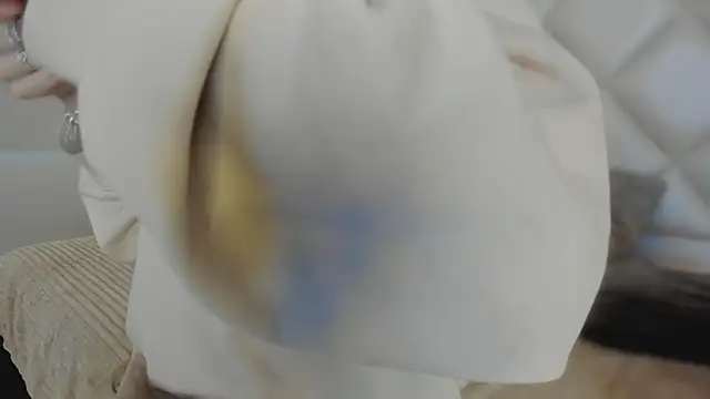 Megan DH online show from 09.20.25