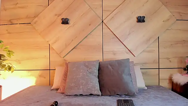 Snapshot of scarlettadams__ chatting on 02.11.26 scarlettadams online show from 02.11.26