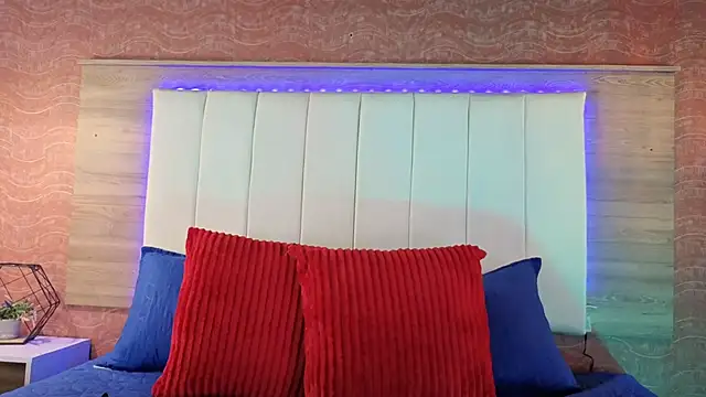 AgnesIvanova online show from 11.17.25