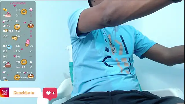 Snapshot of mike_black_22 chatting on 10.05.25 mike black 22 online show from 10.05.25