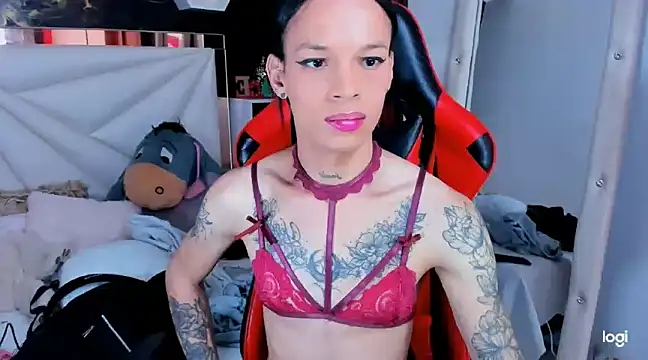 Snapshot of sara_slut21 chatting on 12.09.24 sara slut21 online show from 12.09.24