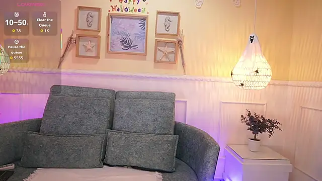 LoonaNyx online show from 10.11.25