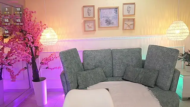 LoonaNyx online show from 11.05.25