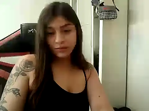 Snapshot of Becca_B chatting on 11.14.25 Becca B online show from 11.14.25