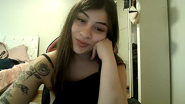 Becca B online show from 11.28.25