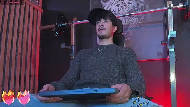 DimitriDeluxe online show from 10.28.25