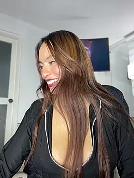 Snapshot of Adarha_Ramirez chatting on 05.16.26 Adarha Ramirez online show from 05.16.26