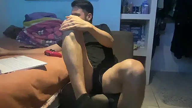 Alexitho25 online show from 11.23.25