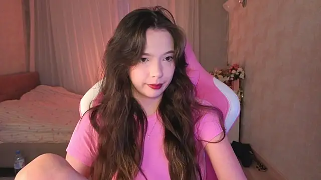 yuna sunshy online show from 04.06.26