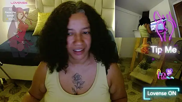 Snapshot of michel_rous_ chatting on 04.29.26 michel rous online show from 04.29.26