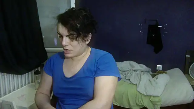 Snapshot of turkishTransEfsun chatting on 09.18.25 turkishTransEfsun online show from 09.18.25