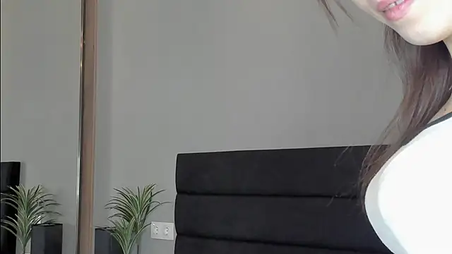 Snapshot of Forever_Smiler chatting on 10.07.25 Forever Smiler online show from 10.07.25