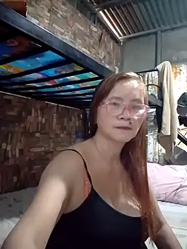 SexyHottMom online show from 05.13.26
