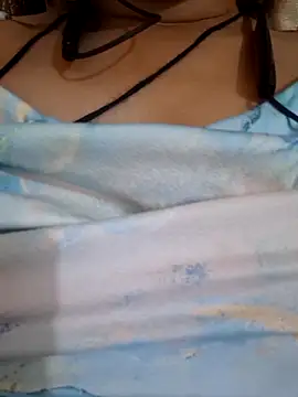 Snapshot of Queen_Nora chatting on 05.24.26 Queen Nora online show from 05.24.26