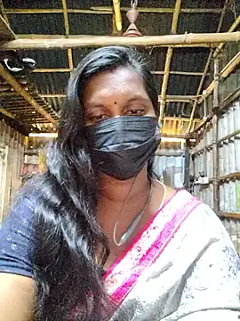 Snapshot of Tamildivya18 chatting on 10.09.25 Tamildivya18 online show from 10.09.25