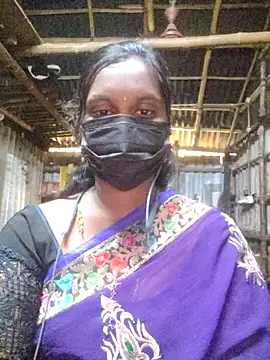 Snapshot of Tamildivya18 chatting on 10.15.25 Tamildivya18 online show from 10.15.25