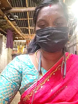 Snapshot of Tamildivya18 chatting on 11.14.25 Tamildivya18 online show from 11.14.25