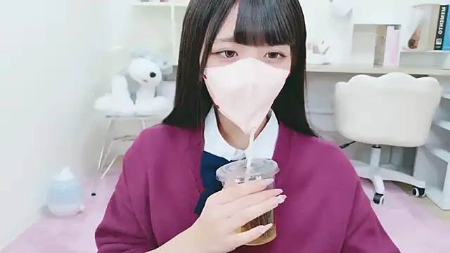 Snapshot of Reina_Fcup chatting on 11.12.25 Reina Fcup online show from 11.12.25