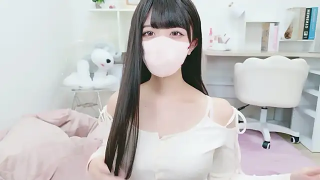 Snapshot of Reina_Fcup chatting on 11.13.25 Reina Fcup online show from 11.13.25