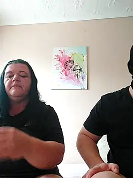 Snapshot of BlacReign chatting on 10.05.25 BlacReign online show from 10.05.25