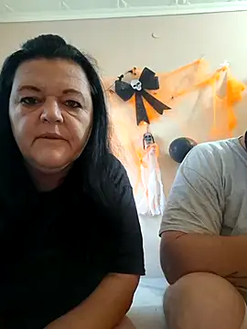 Snapshot of BlacReign chatting on 10.24.25 BlacReign online show from 10.24.25