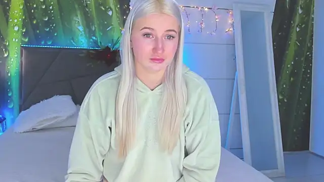 HollyTailors online show from 01.09.26