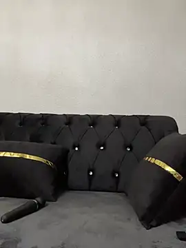 Emilia Mausi online show from 03.05.26