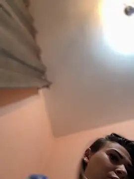 iSelena online show from 10.30.25