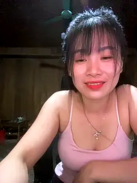 Snapshot of One-nice chatting on 09.22.25 One-nice online show from 09.22.25