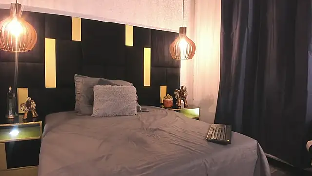 Snapshot of Lucio__Fox chatting on 02.13.26 Lucio Fox online show from 02.13.26