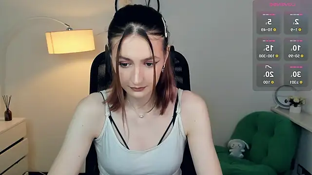 EasterBlink online show from 11.16.25