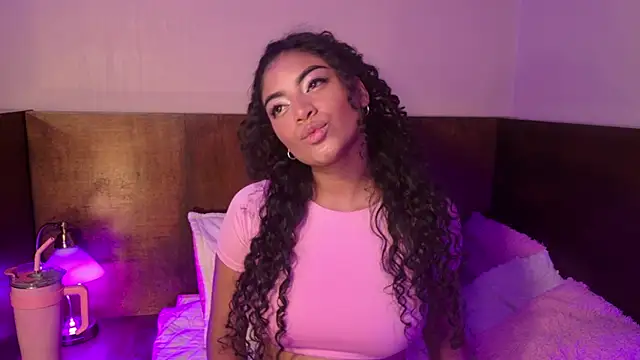 Carly Monroe  online show from 10.08.25