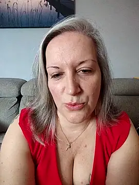 Feelineducentre online show from 10.06.25