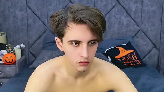 Snapshot of Jefrey_Carter chatting on 10.22.25 Jefrey Carter online show from 10.22.25