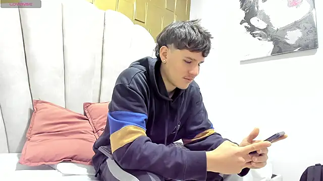 SEXYBOY VC online show from 09.17.25