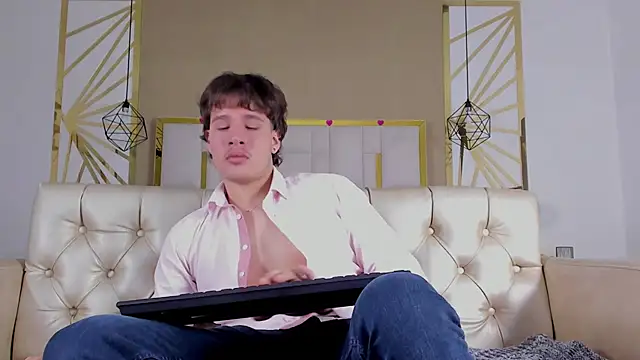 SEXYBOY VC online show from 10.25.25