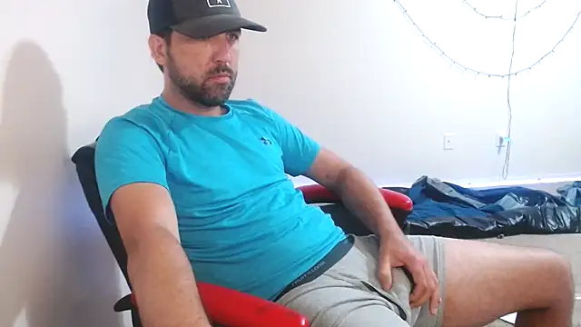 Snapshot of TypicalDepot5 chatting on 10.16.25 TypicalDepot5 online show from 10.16.25