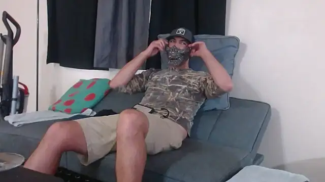 Snapshot of TypicalDepot5 chatting on 10.18.25 TypicalDepot5 online show from 10.18.25