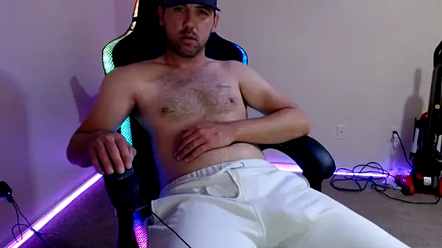 Snapshot of TypicalDepot5 chatting on 11.07.25 TypicalDepot5 online show from 11.07.25