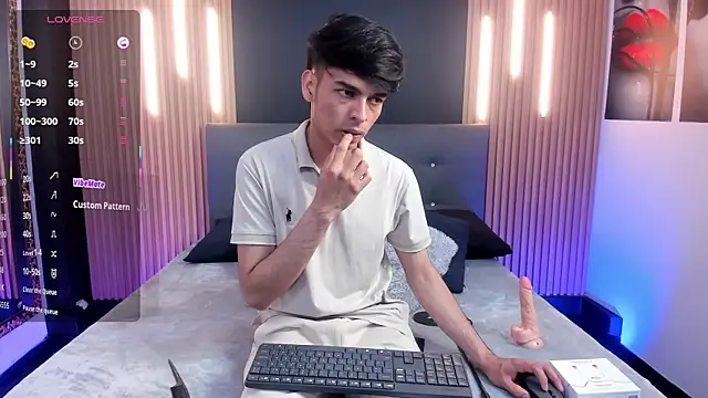 OnlyJos online show from 11.11.25