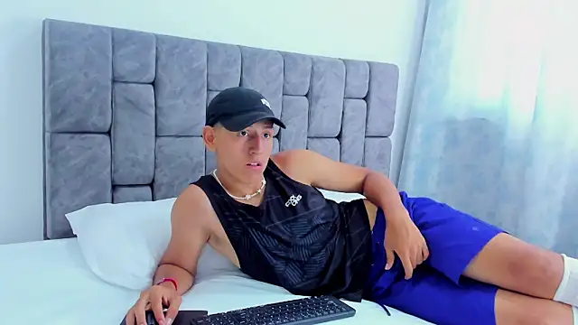 Felipe Gonzales online show from 10.07.25