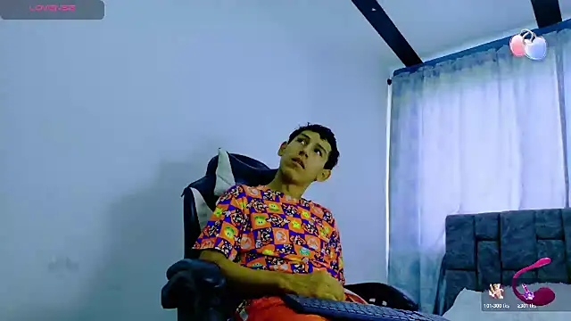 Felipe Gonzales online show from 10.30.25