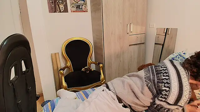 Snapshot of Nude_Boy18 chatting on 10.18.25 Nude Boy18 online show from 10.18.25