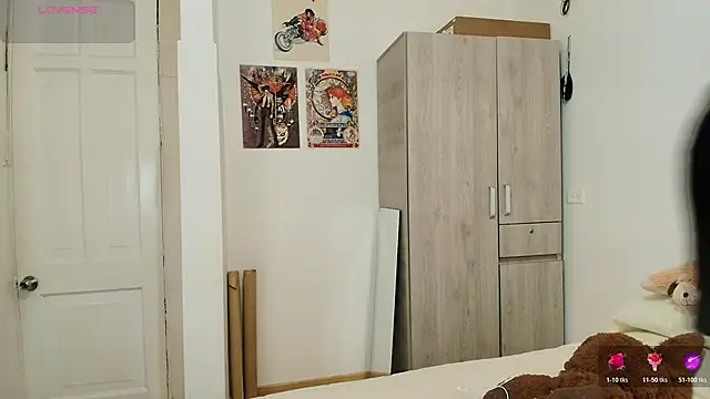 Snapshot of Nude_Boy18 chatting on 11.09.25 Nude Boy18 online show from 11.09.25