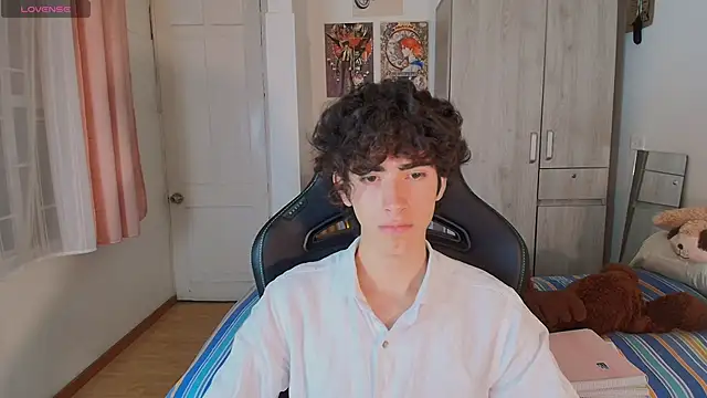 Nude Boy18 online show from 03.27.26