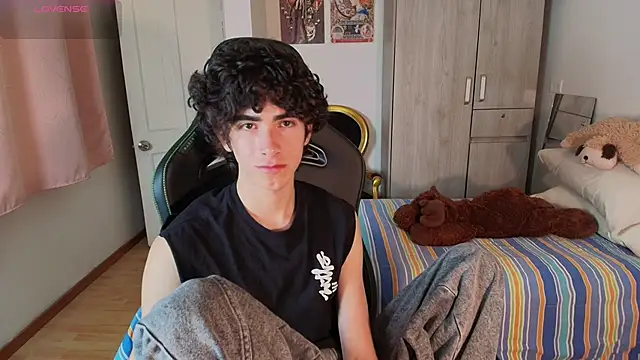 Nude Boy18 online show from 04.08.26