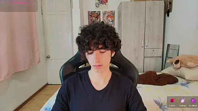 Nude Boy18 online show from 04.16.26